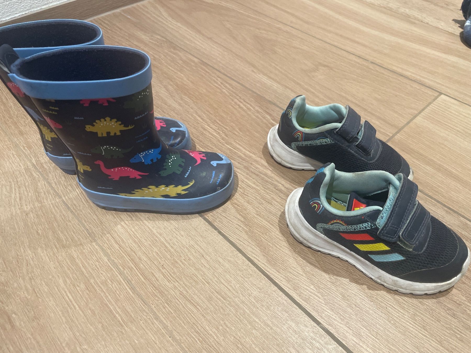 Scarpe per ragazzi: Schuhe – Usato da Mauren venduto da melam01