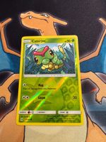 Caterpie (SUM 1) - Reverse Holo - Sun & Moon