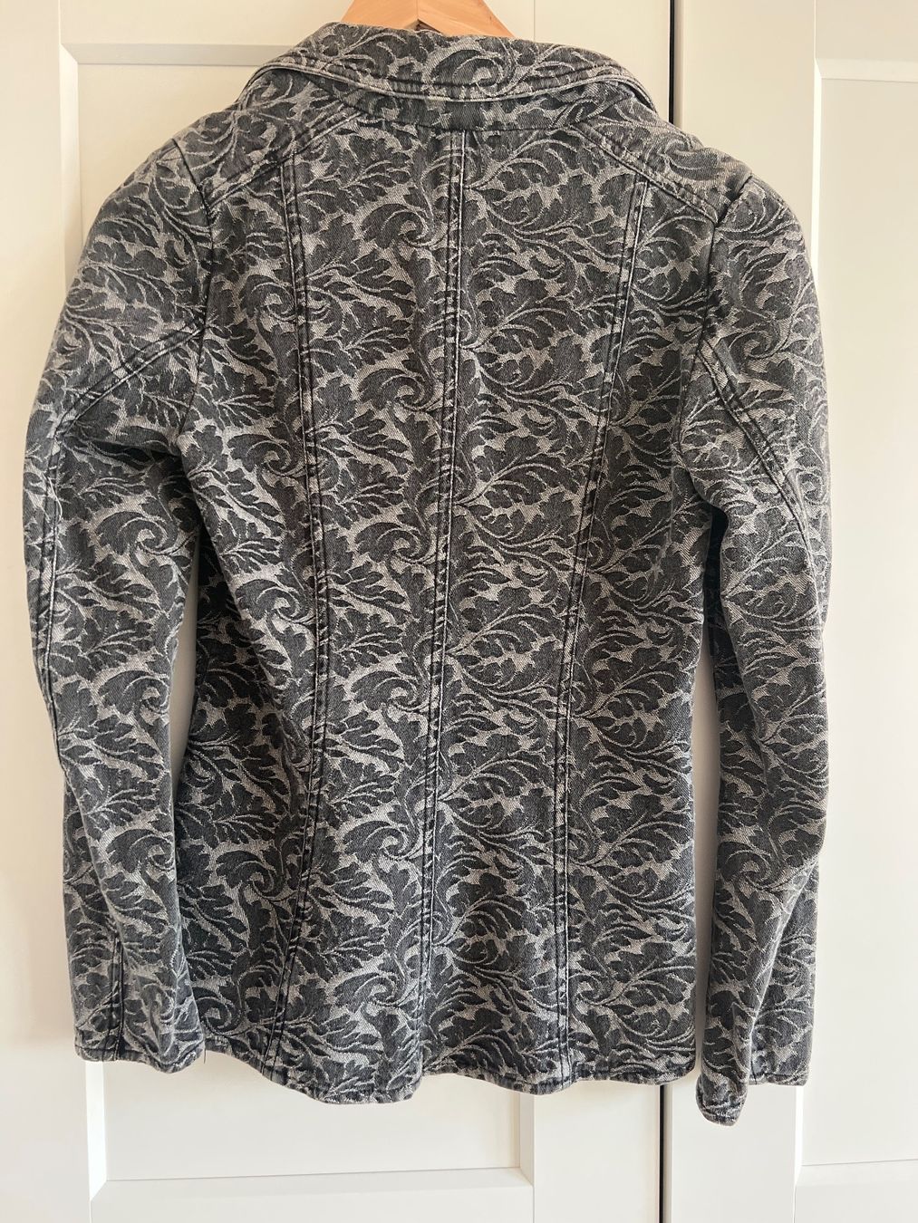 H&M Jacken: Leichte Jacke-Blazer – Gebraucht aus Ins von ann_wp7f 1
