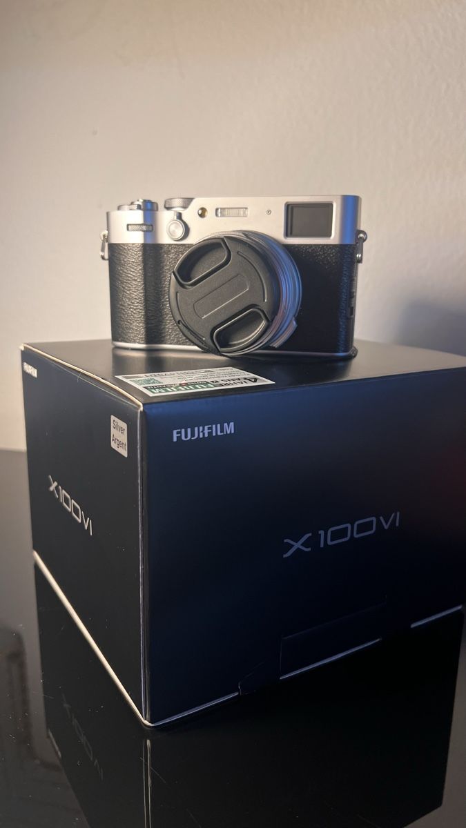 Fujifilm Appareil photo: Fujifilm X100VI Silber – D'occasion à Zug par kseniia-14