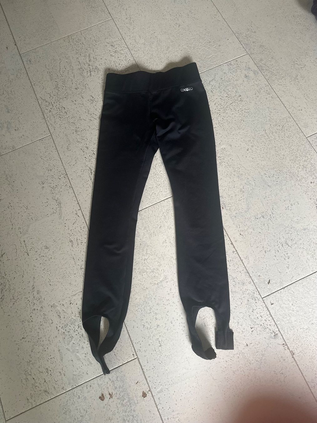 Pantaloni: Trainingshose Eiskunstlauf – Usato da Regensdorf venduto da Arinee