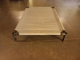 Neuwertiges, robustes Hundebett, Katzenbett.