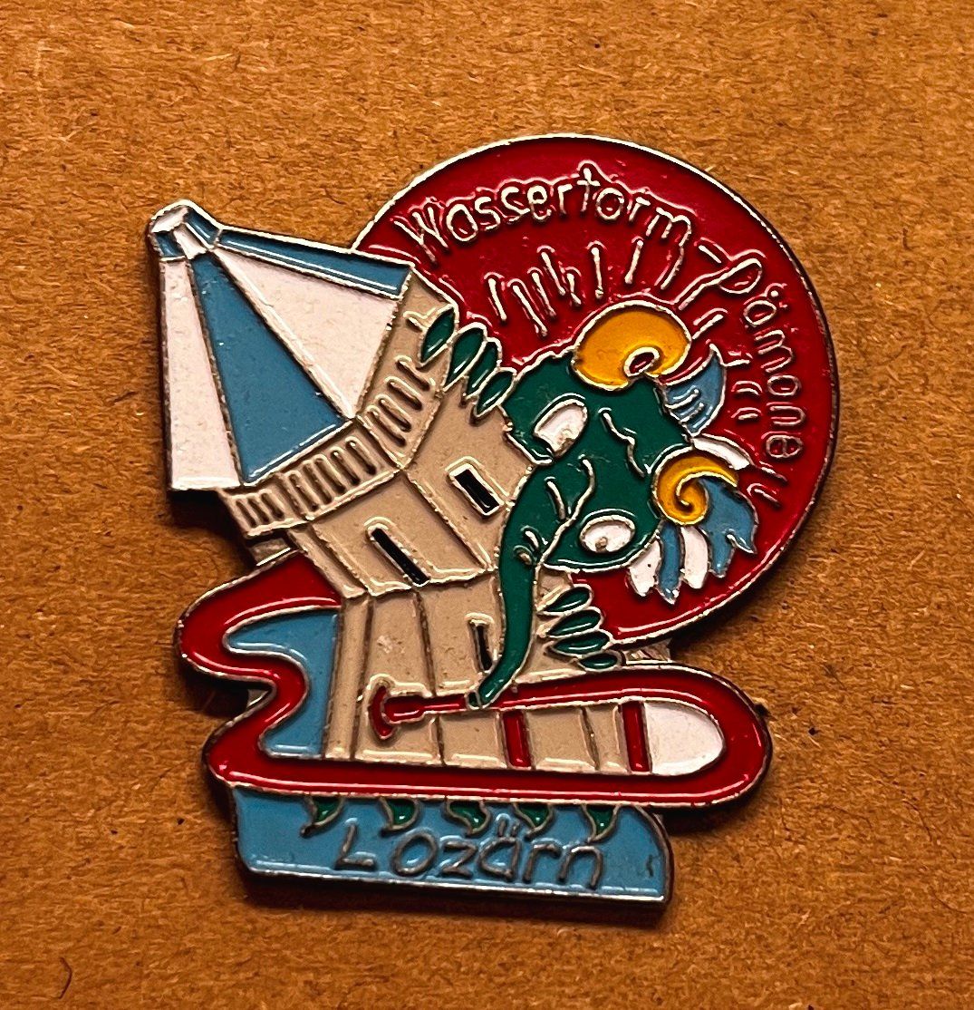 Placchette & Badge: Fasnachts Pin, Wassertorm-Dämone Lozärn  Luzern – Usato da Obernau venduto da Wgnom