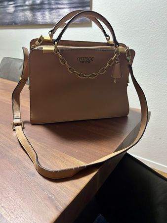 Handtasche Guess braun guter Zustand