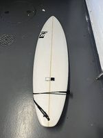 Surfbrett Black on White 2.03m/6'8
