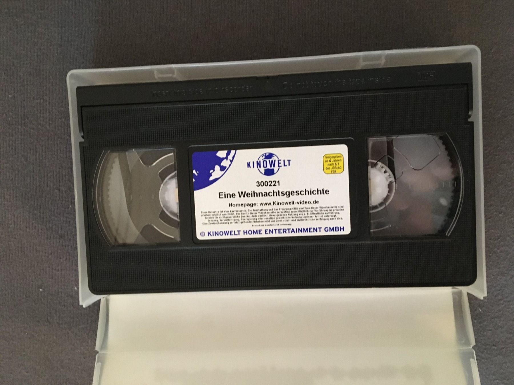 Alle VHS: Eine Weihnachtsgeschichte - Charles Dickens   (VHS) – Gebraucht aus Stans von canberra04 3