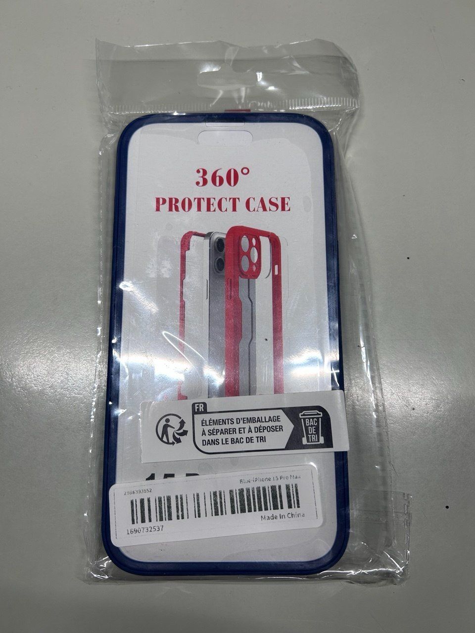 Cover & Protezioni schermo: Cover Iphone 15 Pro Max Blue – Nuovo e nell'imballaggio originale da Giubiasco venduto da LorisVale