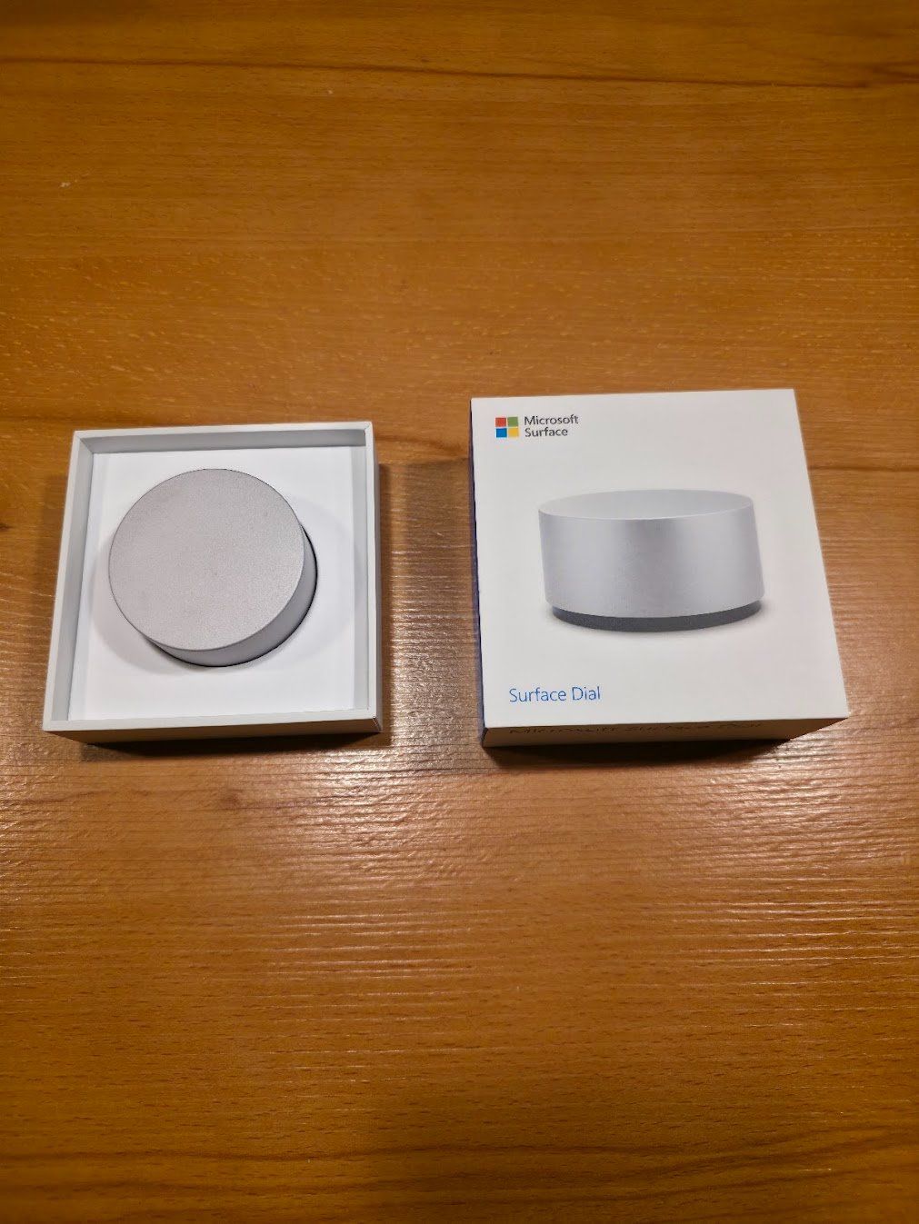 Microsoft Mouse: Microsoft Surface Dial  guter Zustand – Nuovo (secondo la descrizione) da Abtwil SG venduto da EIS_AW 1