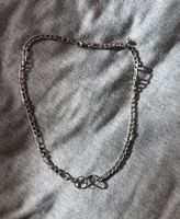 Collier chaîne argentée avec 3 anneaux, Tendance!