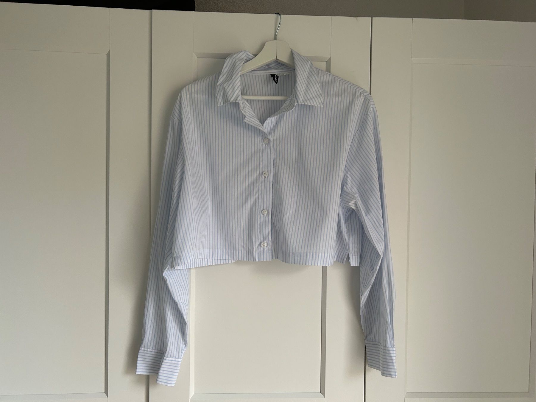 H&M Blusen: H&M 100% Stripped Cotton Crop-Shirt – Gebraucht aus St. Gallen von dec_2jy6