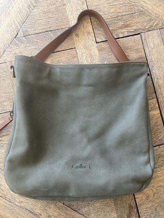 Hogan Shopper aus Leder in Taupe/Braun, Top Zustand!