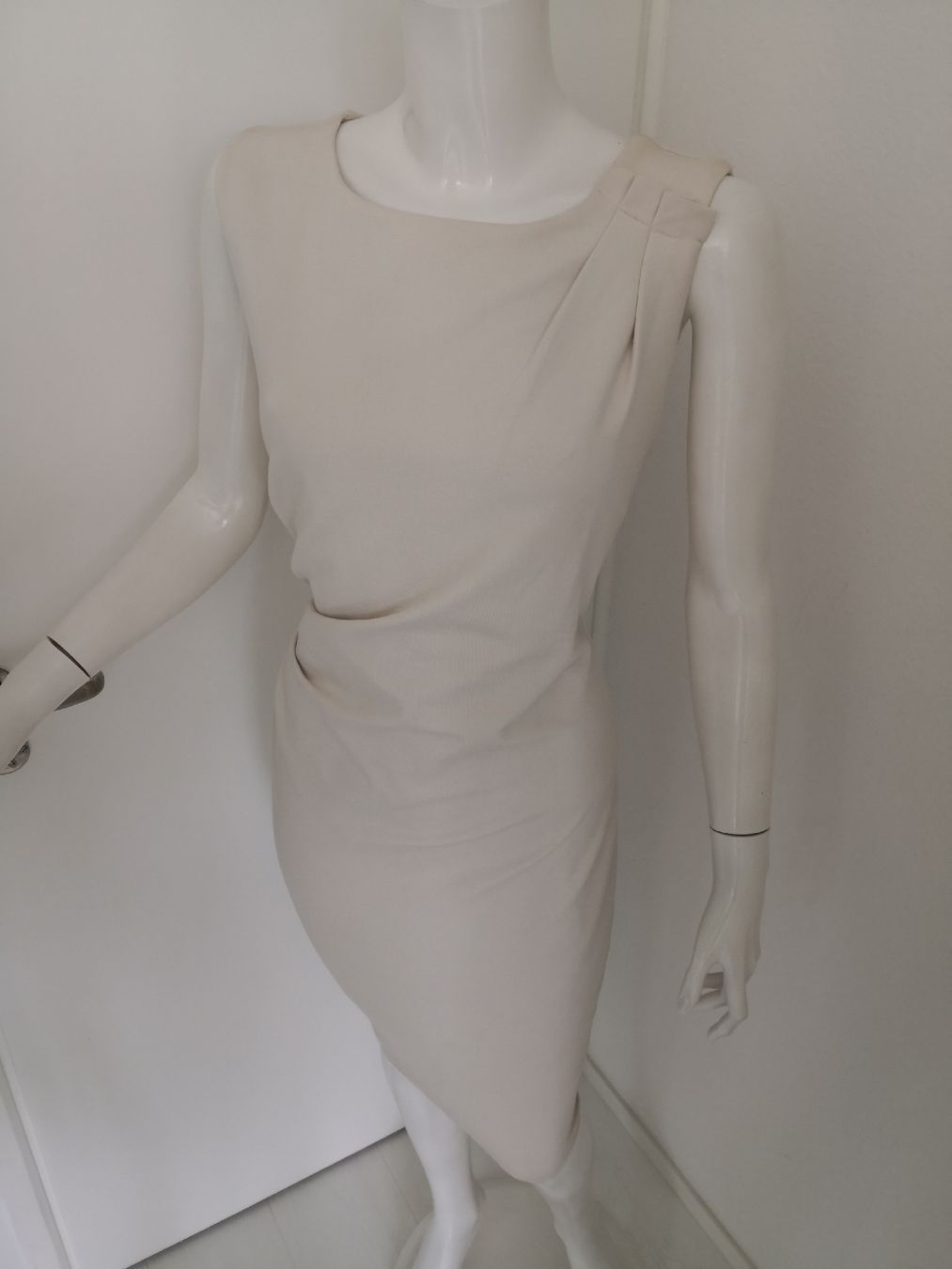 Mango Kleider: MANGO SUIT KLEID MIT FALTEN & GEFUTTERT BEIGE – Neu (gemäss Beschreibung) aus Olten von Naja-Twins-Twins 7