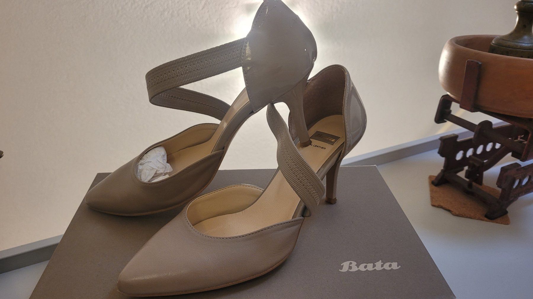 Scarpe da donna: Schuhe Gr 37 – Usato da Herznach venduto da raycecile 2