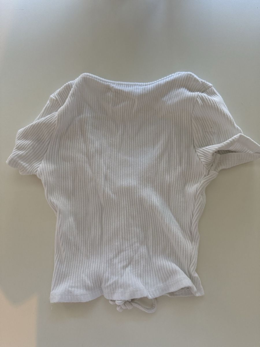 Pull&Bear Top: Pull & Bear weisses Rippshirt/Top Grösse XS – Usato da Zürich venduto da FionaLuzia 2