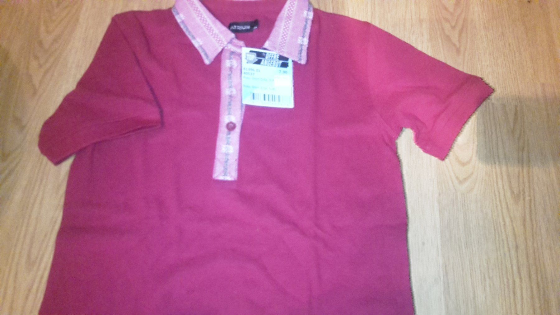 T-shirt: T-shirt gr S – Usato da Schwarzenburg venduto da Sunny0290 1