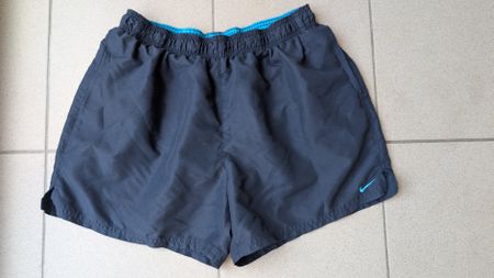 Sportliche Nike Badeshorts / Schwimmhose – Gr. M