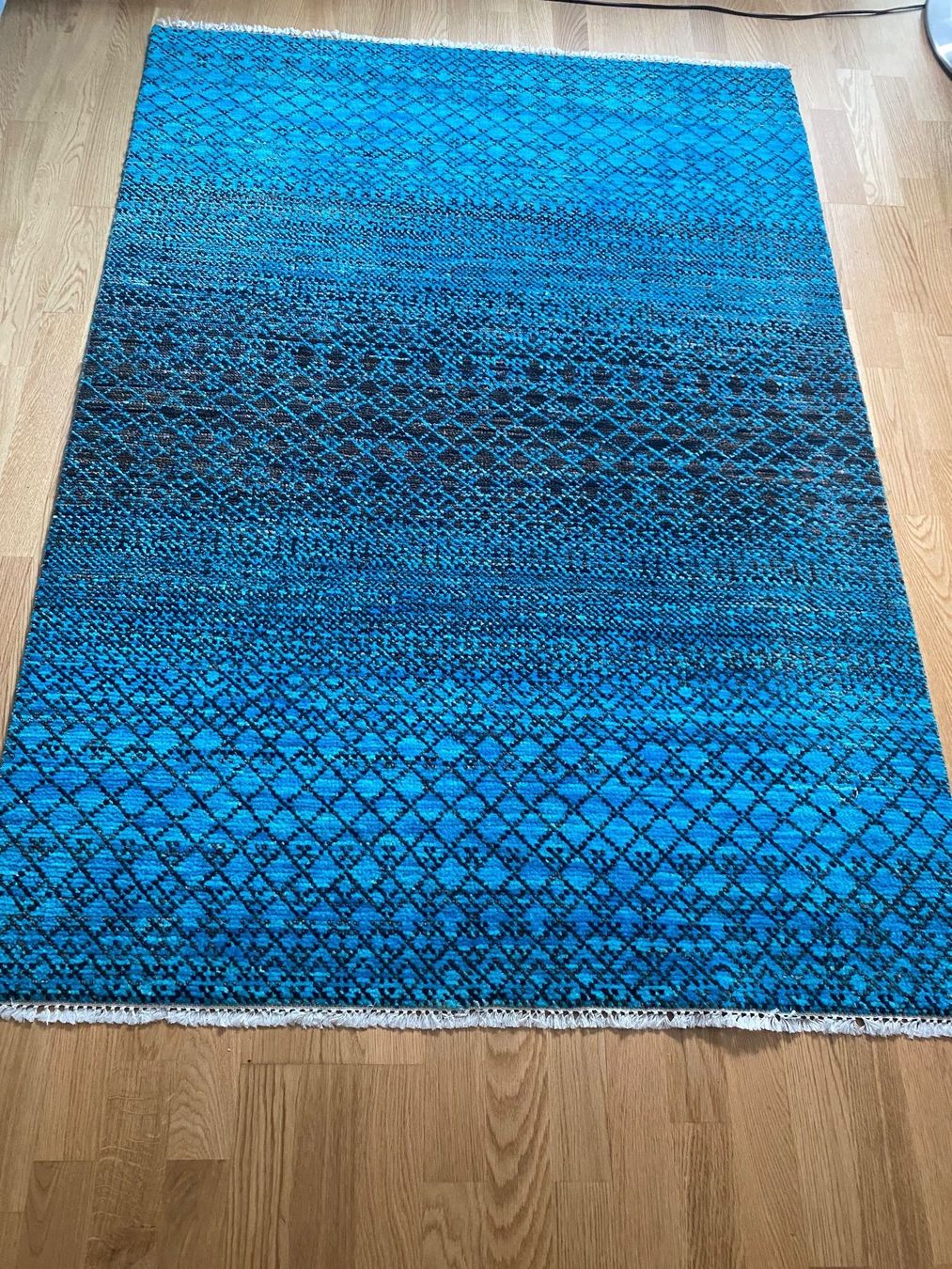 Tappeti: Teppich blau – Usato da Zürich venduto da DiCantina 2