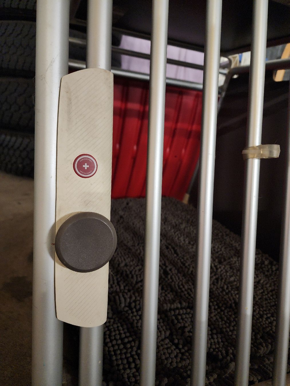 4pets Gabbie, trasporto & Sicurezza: Hundetransportbox 4pets eco silber  – Usato da Berneck venduto da erato6 3