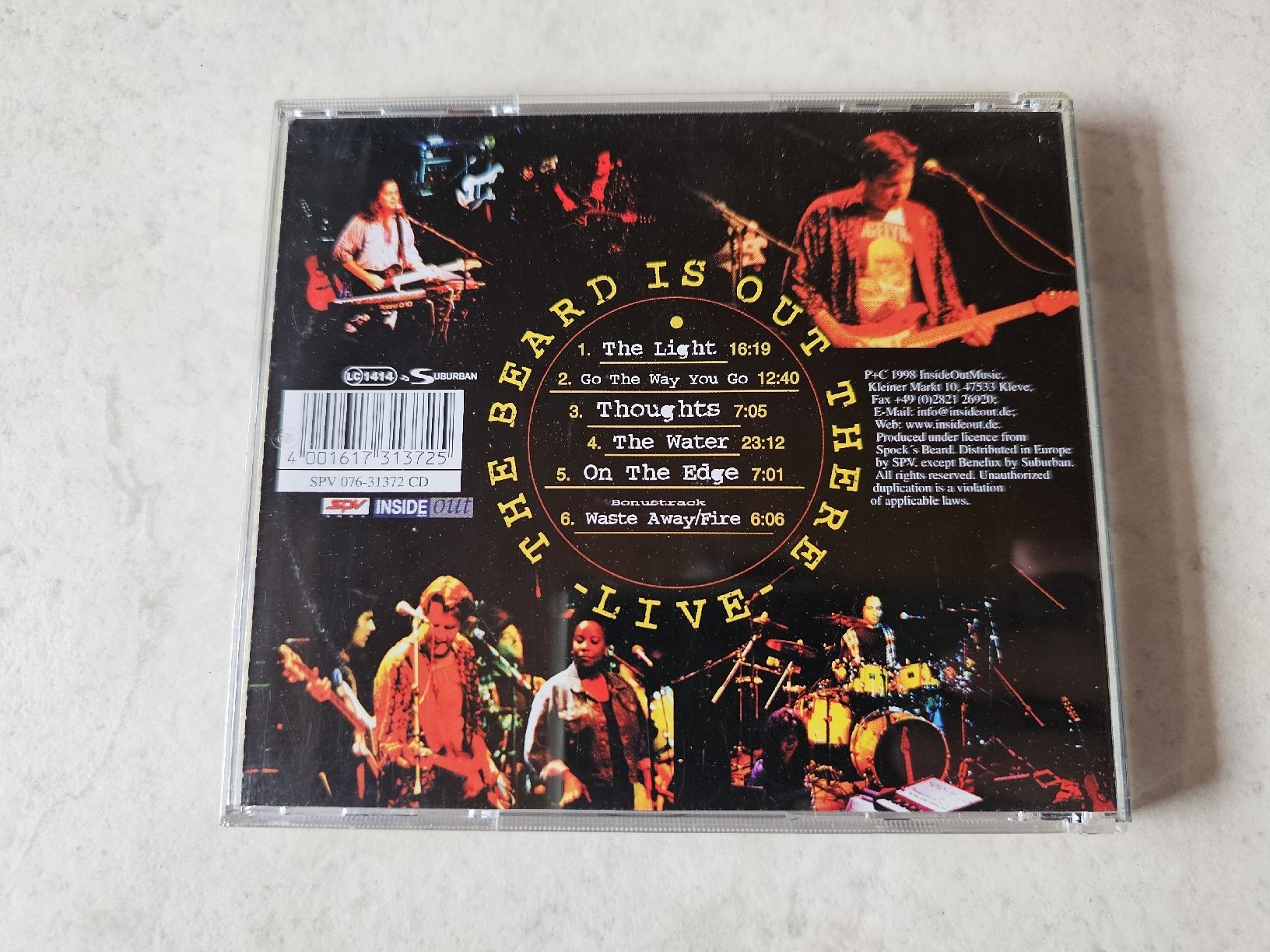 CD: Spock's Beard  -  The Beard Is Out There / LIVE – Usato da Schneisingen venduto da backstore24 1