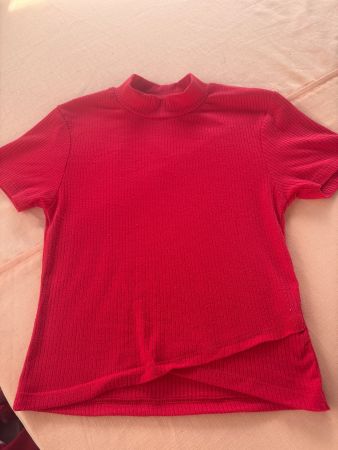 Geripptes Shirt mit Stehkragen, Gr. XS, Rot