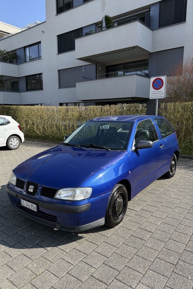 Autos: Seat Ibiza blue good condition – D'occasion à Menziken par gcr_c78d 1