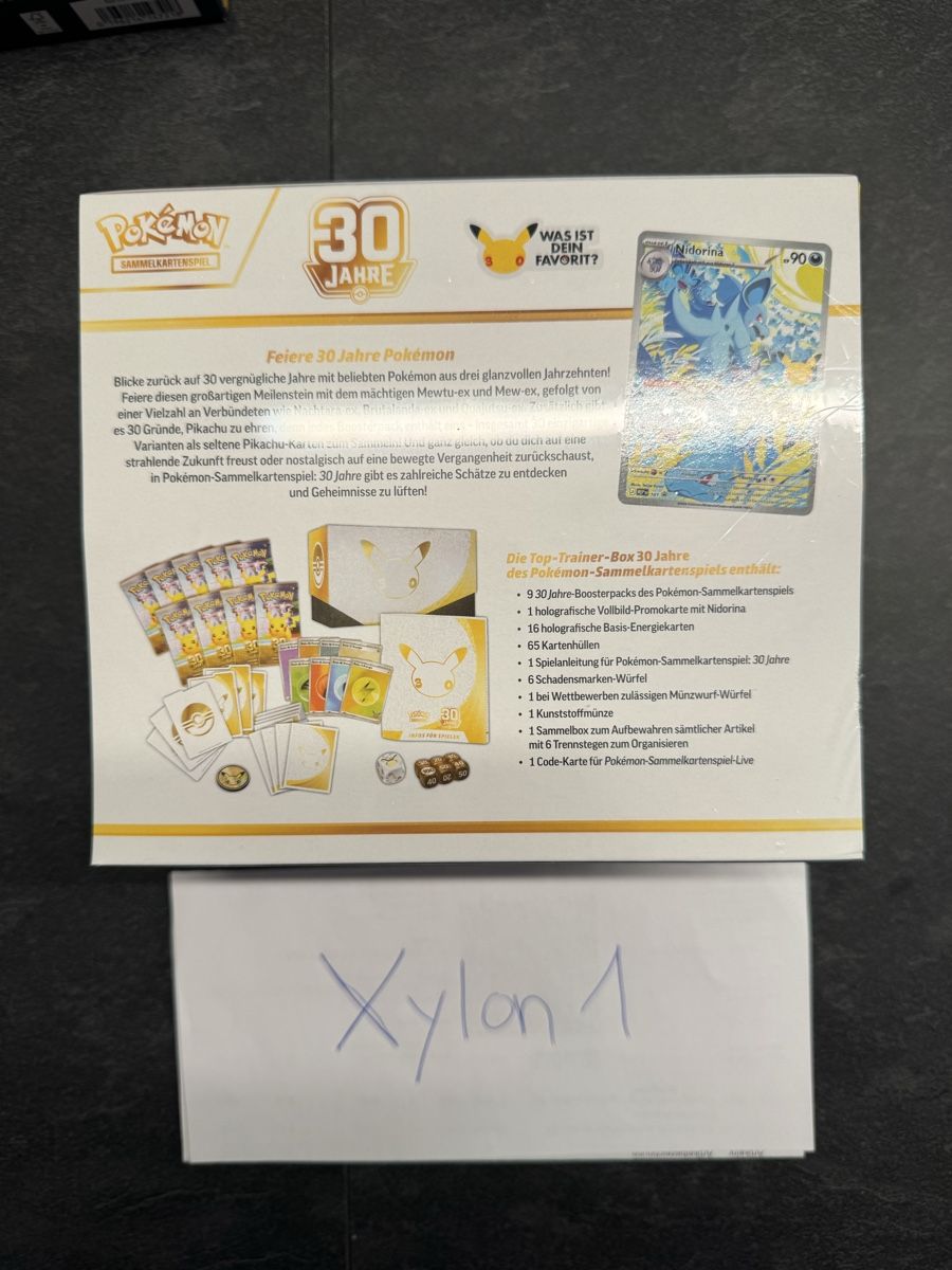 Pokémon Sammelbilder & Trading cards: POKEMON TOP TRAINER BOX 30th Anniversary – Neu und originalverpackt aus Glattfelden von Xylon1 1