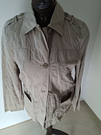 Leichter Blazer von LEBEK, Grösse 36 beige neu