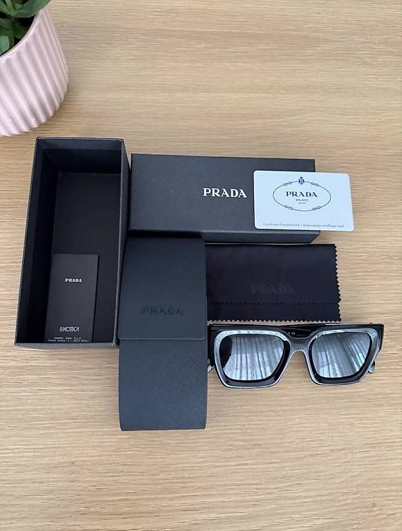 Occhiali & Lenti: Prada Sonnenbrille – Usato da Adliswil venduto da ste_jp7c