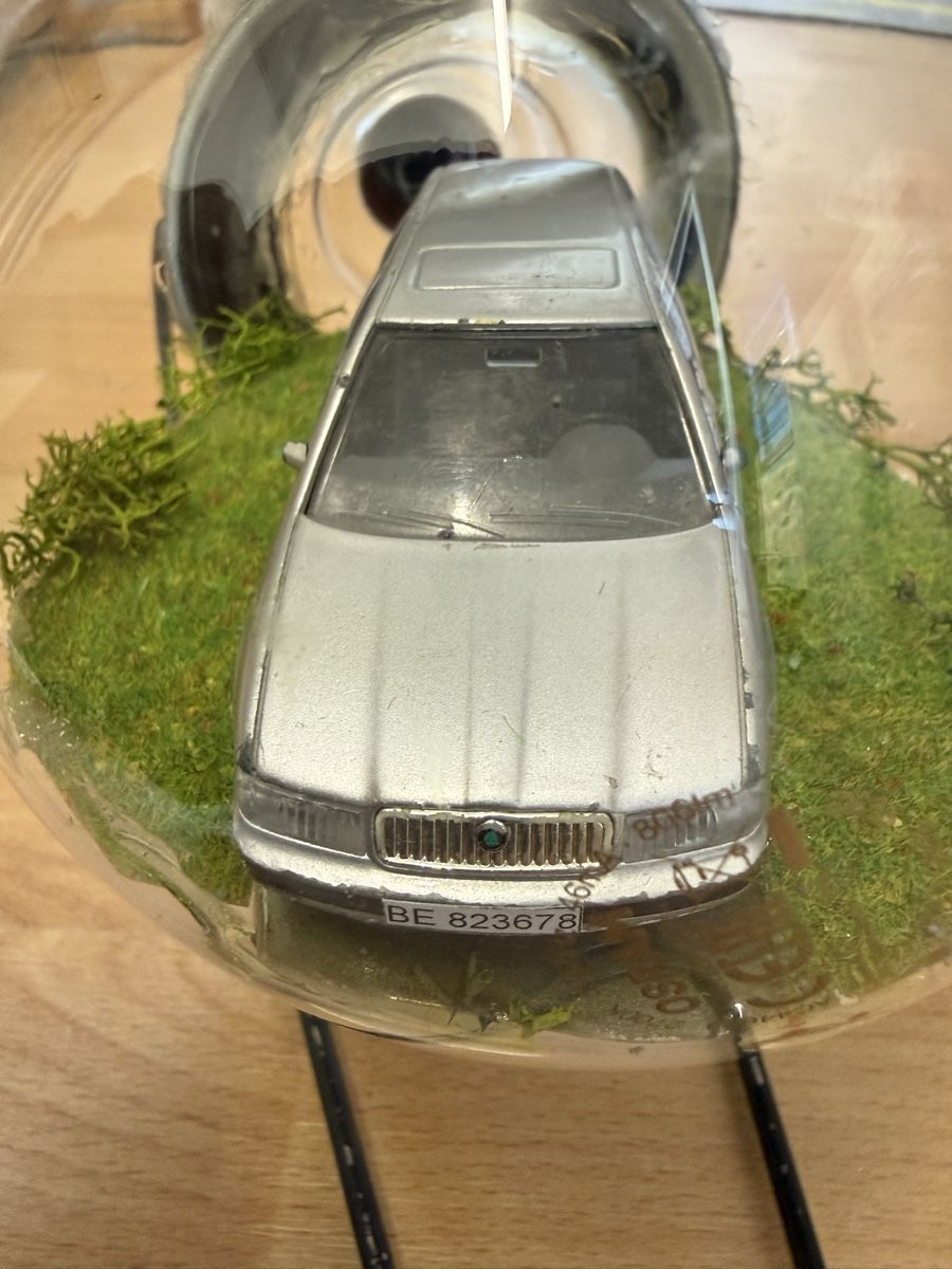 Alle Dekorationen: Glühbirne mit Skoda – Gebraucht aus Grenchen von Bastet007 5