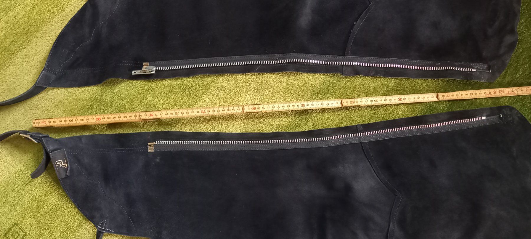 Pantalons: leder reitchaps – D'occasion à Höri par bsc_68fw 3