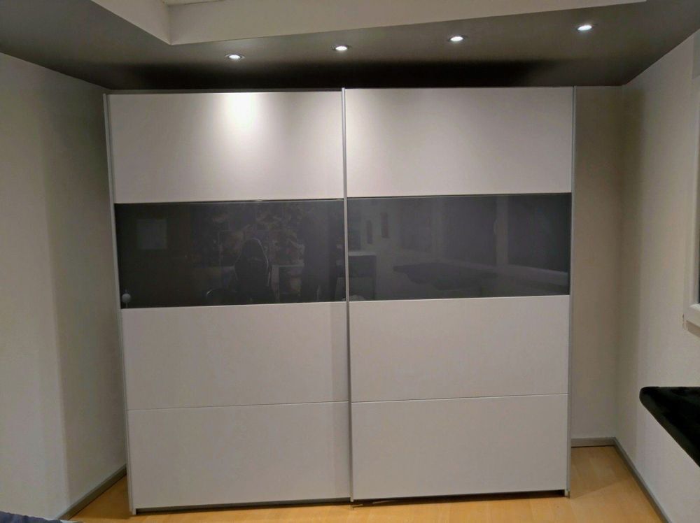 Schrank / Armoire LIPO Kaufen auf Ricardo