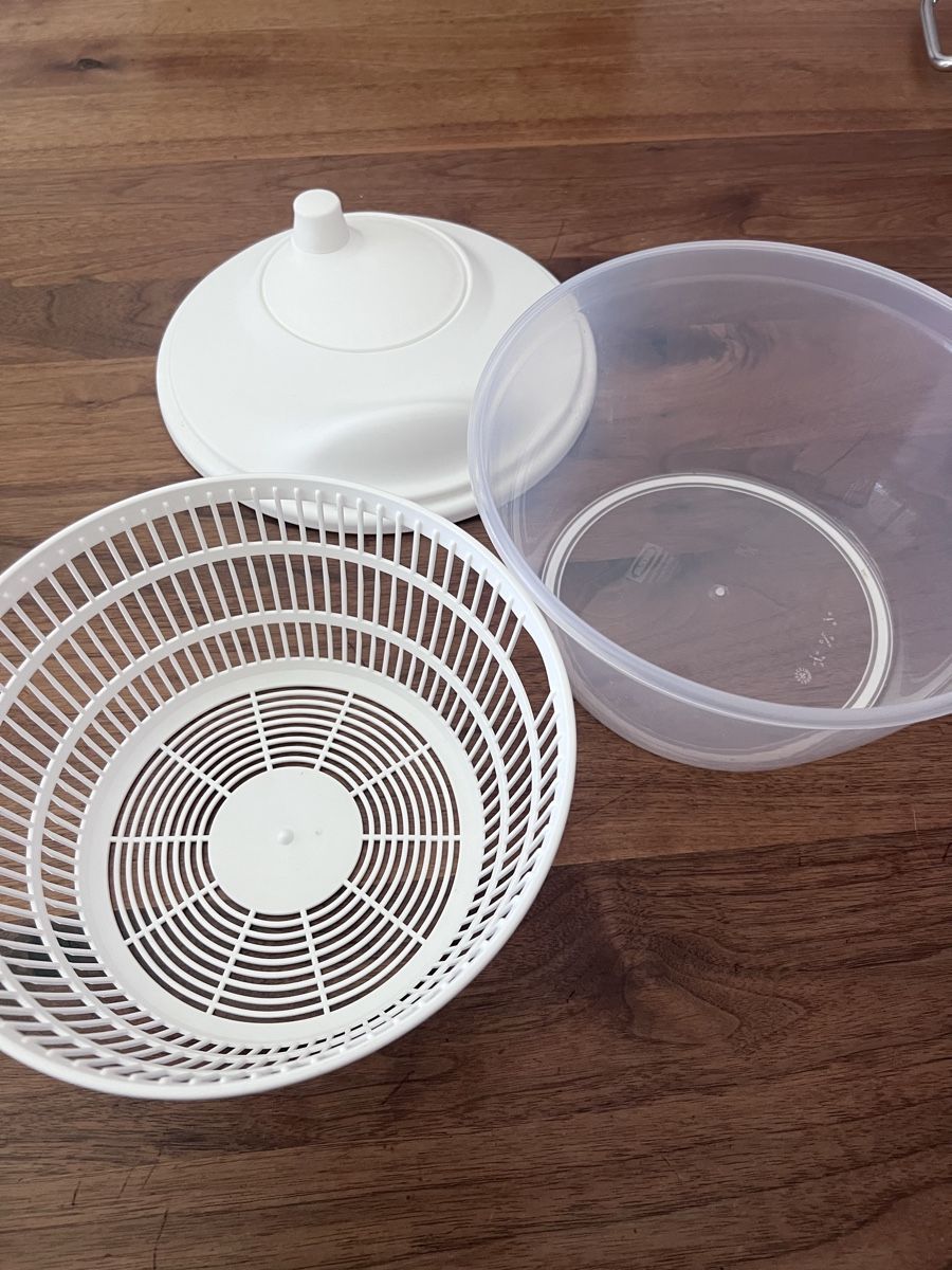 Appareils de cuisine: Salatschleuder weiss – D'occasion à Oftringen par Happyreni 1