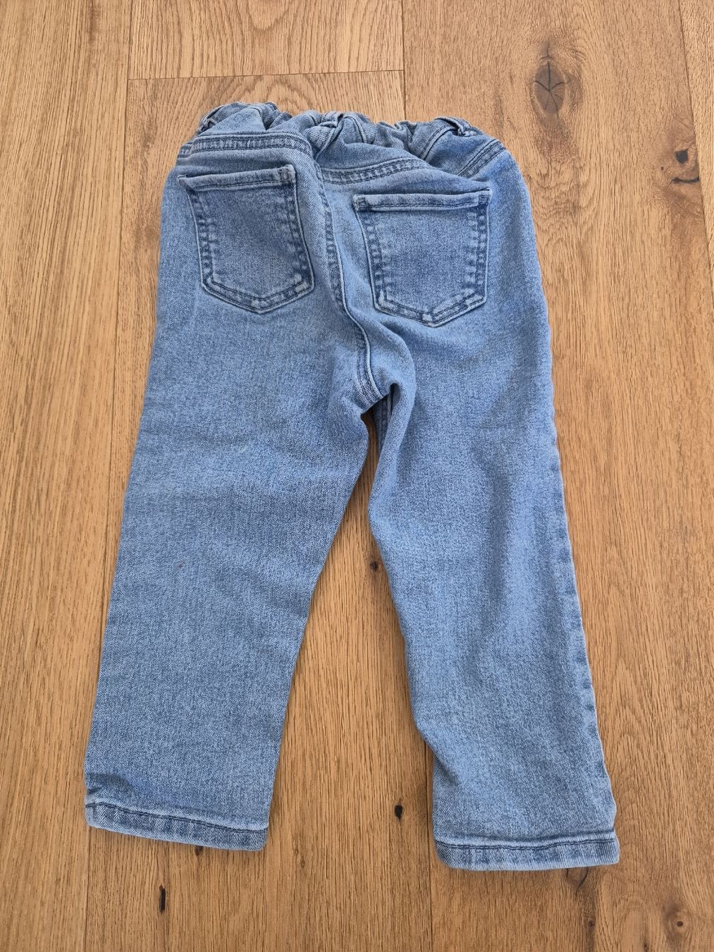 H&M Pantaloni: jeans h&m grösse 86 – Usato da Triengen venduto da Nina_h_90 1