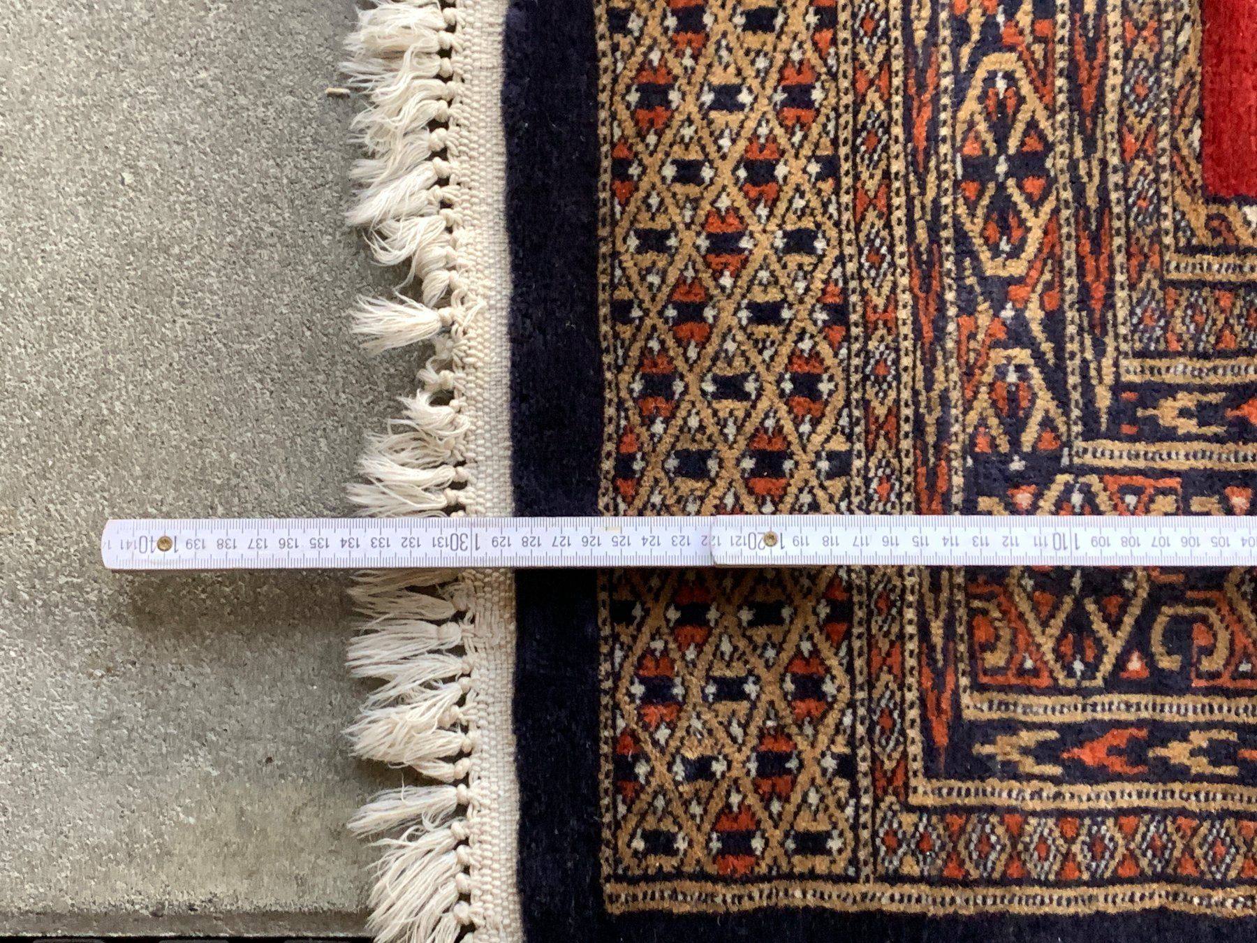 Teppiche: Orientteppich Perserteppich 130x78cm Teppich mit Fransen – Gebraucht aus Rickenbach SZ von Frickler 3