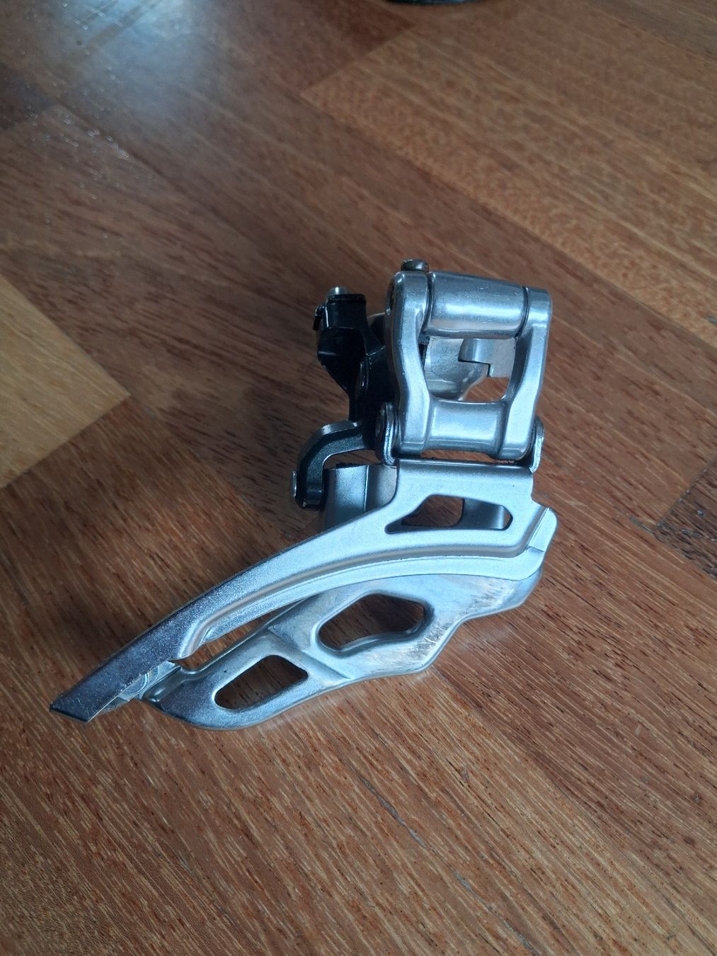 Sram Pezzi di ricambio: SRAM X-9 Umwerfer - Top Zustand – Usato da Bottmingen venduto da lohner 1