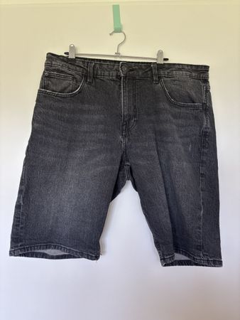 Herren Jeans Shorts Celio Jeans schwarz Grösse W36 gebraucht