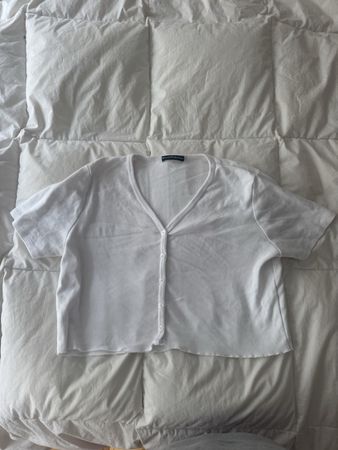 Haut Brandy Melville blanc à boutons, taille unique