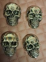 4 Stk. Totenkopf Schädel Figuren aus Metall! HD Skull