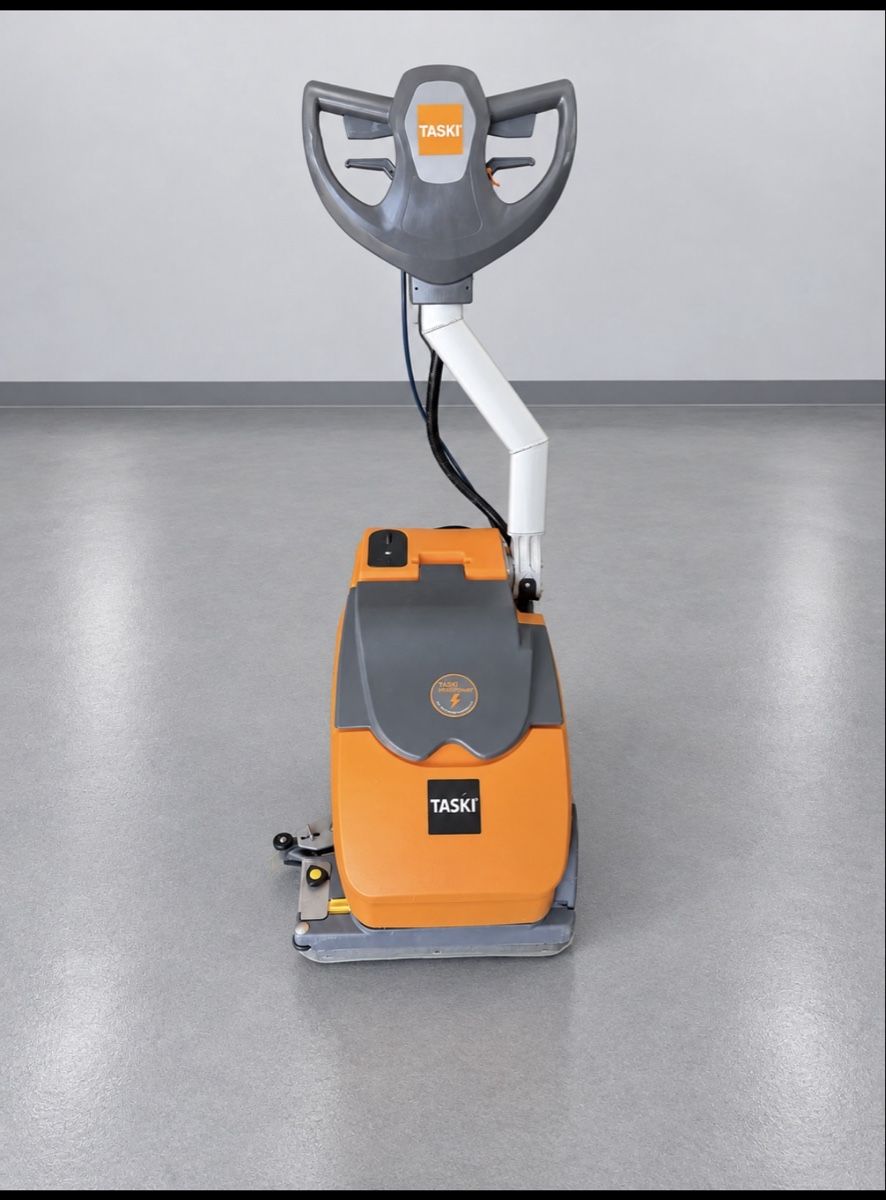 Tutte le macchine: TASKI swingo 350 B BMS Li-Ion  – Usato da Grenchen venduto da daj_d7l2