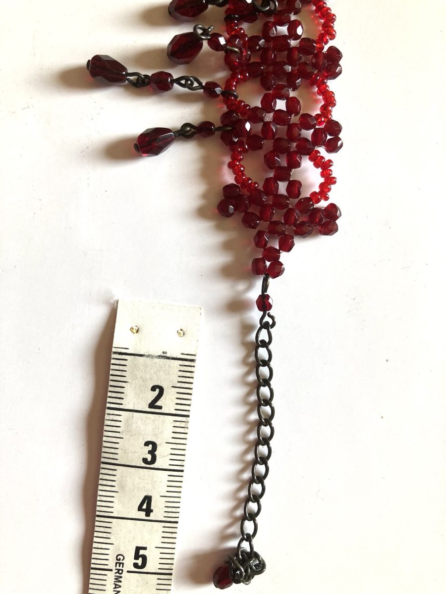 Colliers: Collier fausses perles rouge – Neuf avec emballage d'origine à Ardon par hel_2sxp 1
