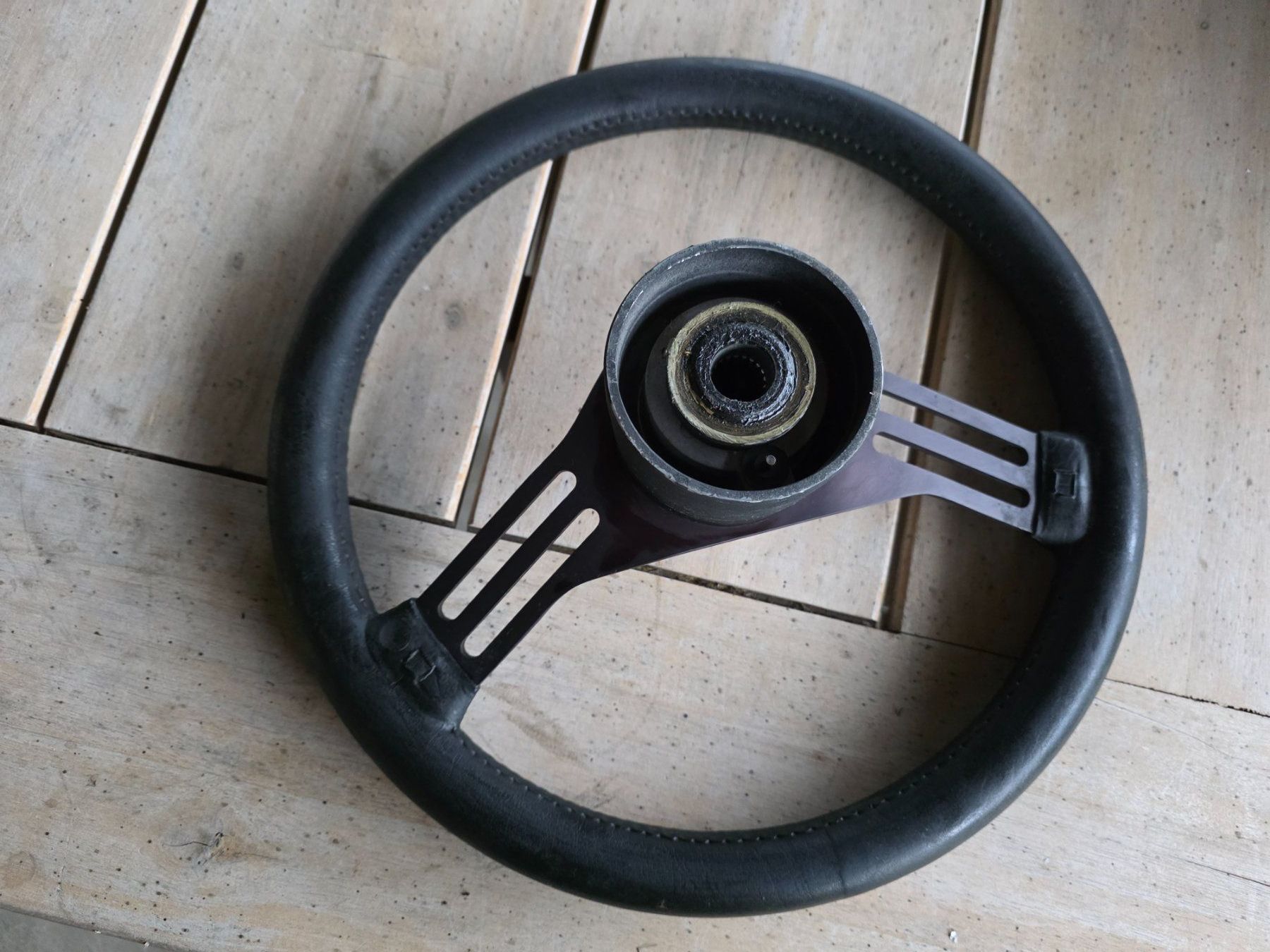 Fiat Toutes les pièces auto: altes Oldtimer Lenkrad Fiat Auto Zubehör – D'occasion à Walterswil BE par Lonitti 3