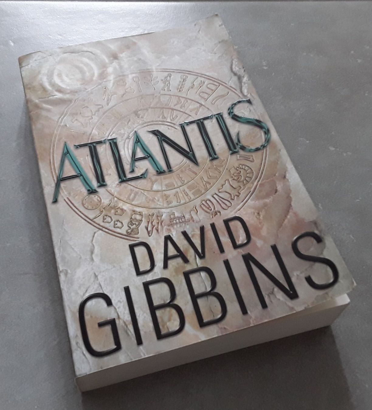 Libri: Atlantis – Usato da Courgenay venduto da Romano-Athletics