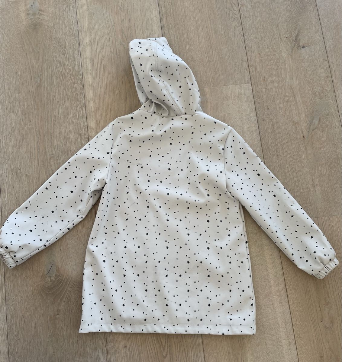 Mango Giacche & Cappotti: Mädchen Regenjacke Gr. 140 – Usato da Hohenrain venduto da Oters 2