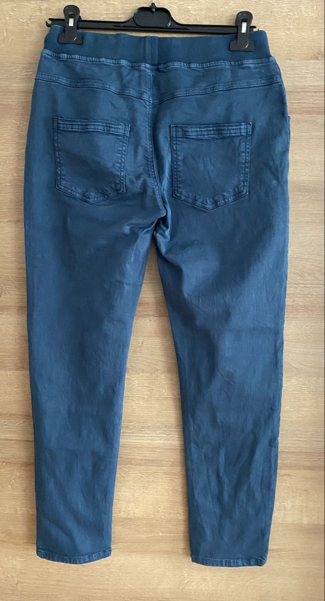 Pantaloni: Damen Hose Petrol – Usato da Ennenda venduto da mar_kz98 1
