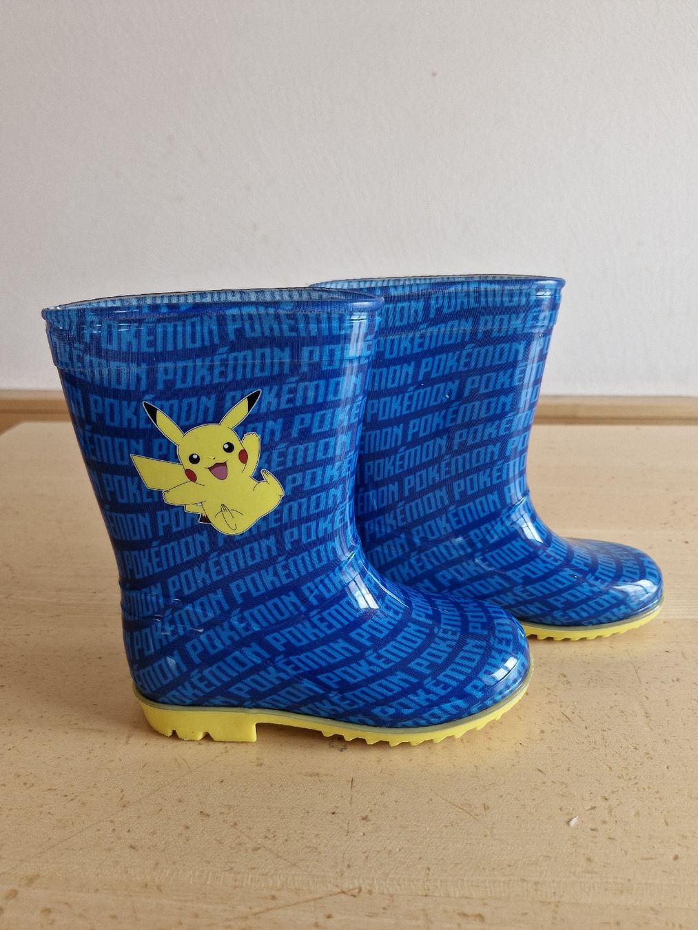 Scarpe per ragazzi: Gummistiefel Pokémon Gr.27 – Usato da Disentis/Mustér venduto da epa_862v 1
