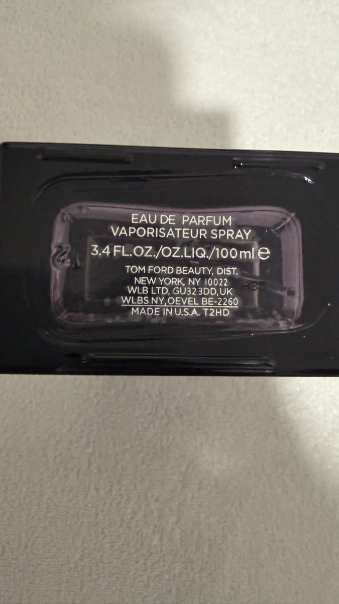 Tom Ford Parfums & Eau de Toilette: Tom Ford - Oud Voyager – D'occasion à Schliern b. Köniz par Ism.6o 1