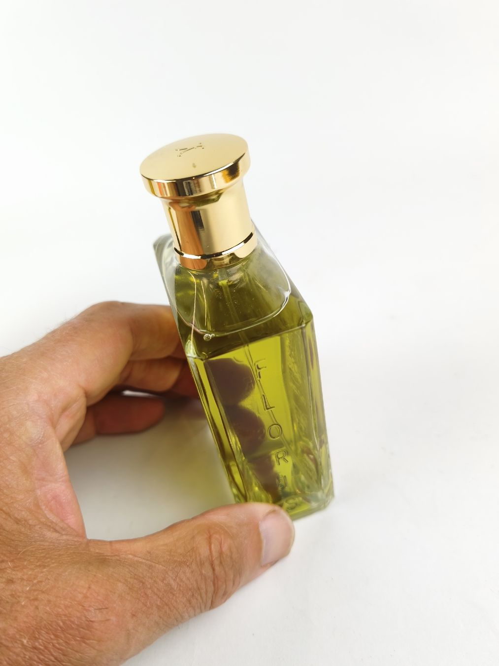 Profumi & Eau de Toilette: Parfum Floris Leather Oud 100ml – Usato da Bern venduto da Xtralite 4