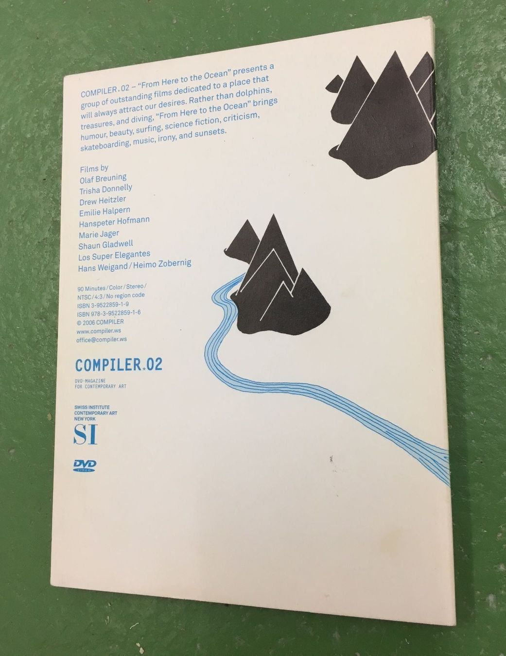 Tutti i DVDs: COMPILER*02 - 'From Here to the Ocean' mit Olaf Breuning – Usato da Basel venduto da Ostschweiz06 1