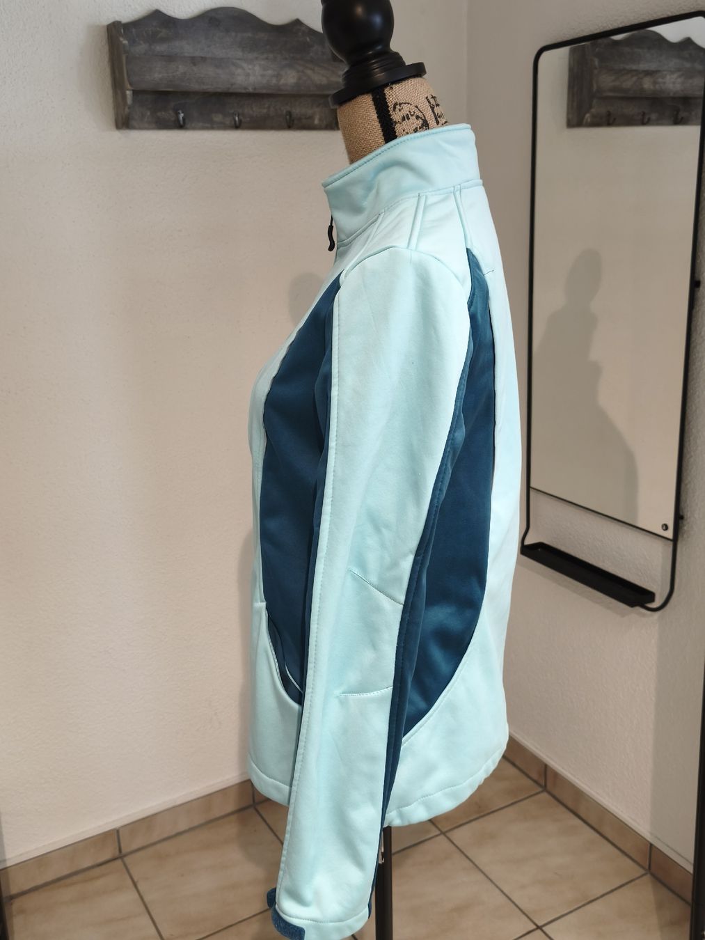 Giacche: Crivit Softshelljacke Gr. S 36/38 top Zustand  Sport – Usato da Emmetten venduto da SecondhandSiska 1