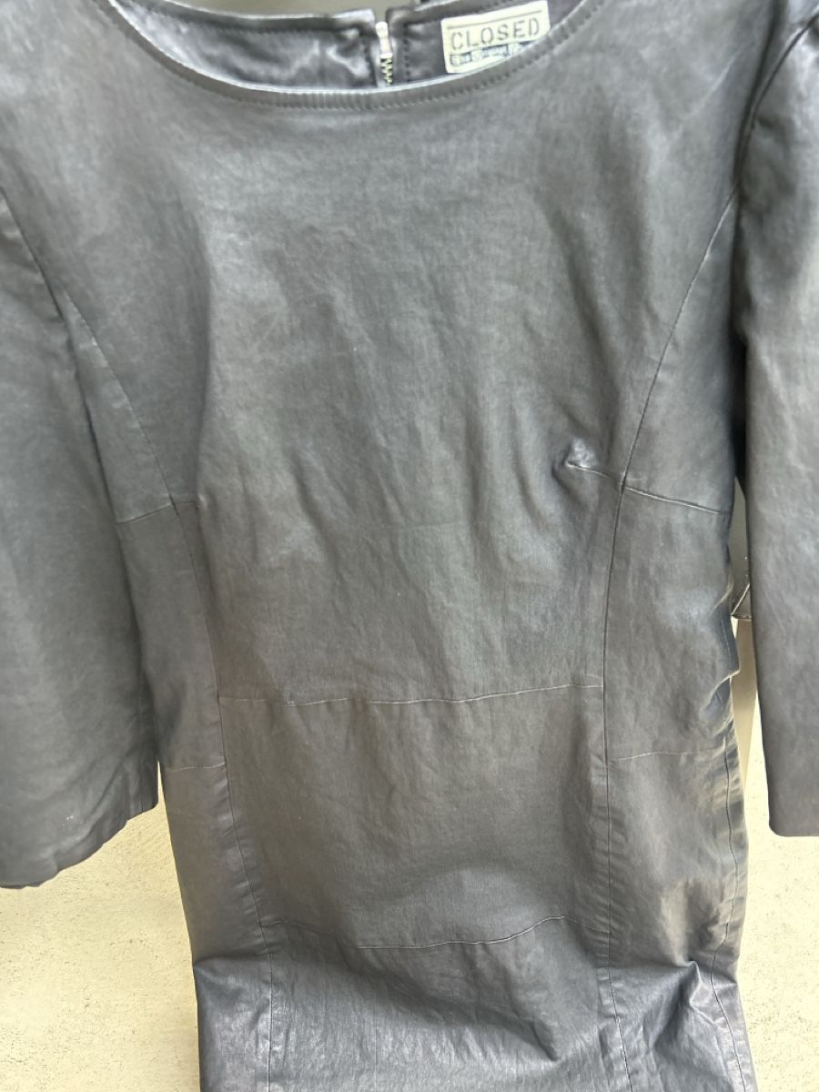 Closed Vestiti: LEDERKLEID – Nuovo (secondo la descrizione) da Erlenbach ZH venduto da Xe01 2